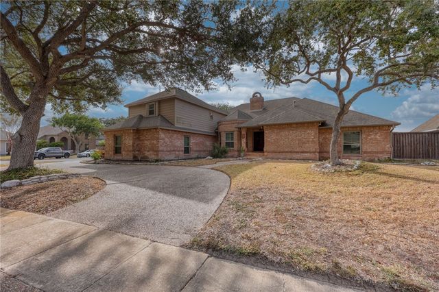 7629 LAKE BOLSENA Dr, Corpus Christi, TX 78413