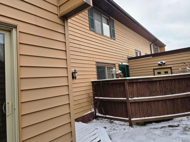 4757 Spring Circle, Minnetonka, MN 55345