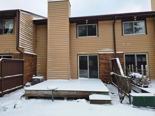 4757 Spring Circle, Minnetonka, MN 55345