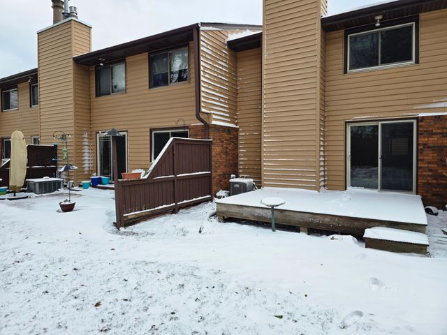 4757 Spring Circle, Minnetonka, MN 55345