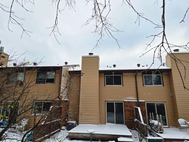 4757 Spring Circle, Minnetonka, MN 55345