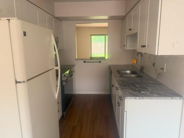 4757 Spring Circle, Minnetonka, MN 55345