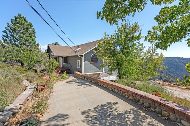 8170 Grizzly Flat Rd, Somerset, CA 95684