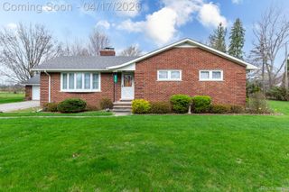 29110 Olmstead Road, Flat Rock, MI 48134