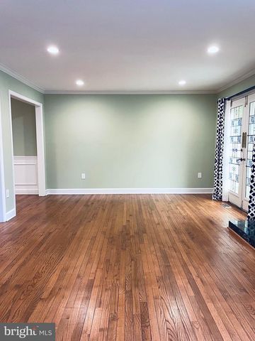 2010 N BRANDYWINE ST, Arlington, VA 22207