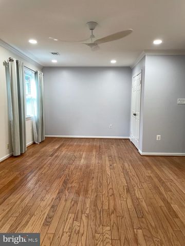 2010 N BRANDYWINE ST, Arlington, VA 22207