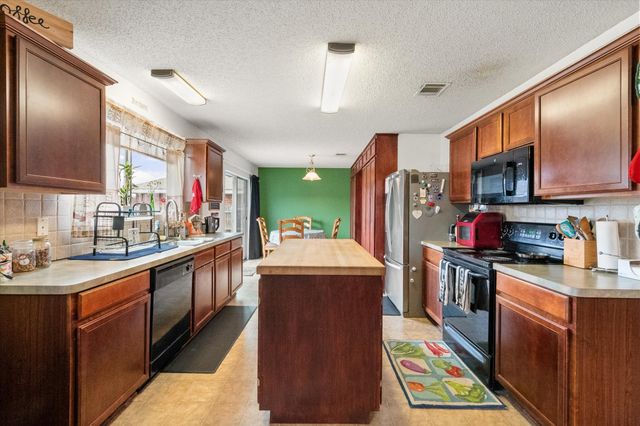 8133 Colbi Lane, Fort Worth, TX 76120