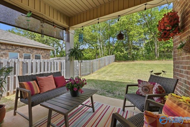 105 Branton Court, New Market, AL 35761