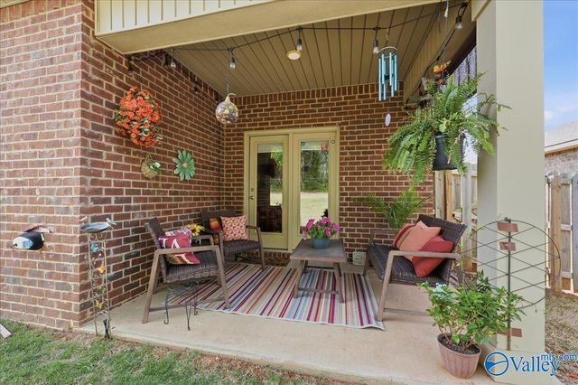 105 Branton Court, New Market, AL 35761