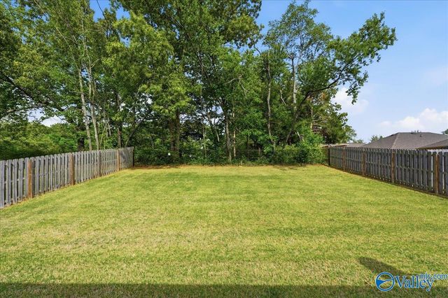 105 Branton Court, New Market, AL 35761