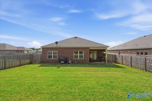 105 Branton Court, New Market, AL 35761