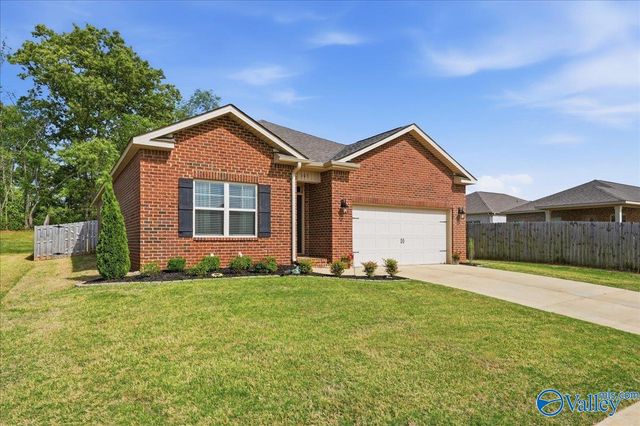105 Branton Court, New Market, AL 35761