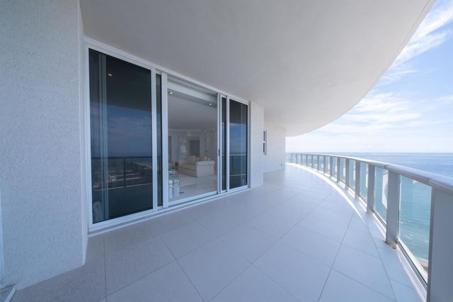 2700 N Ocean Drive 2503a, Riviera Beach, FL 33404