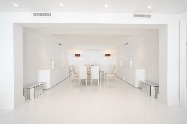 2700 N Ocean Drive 2503a, Riviera Beach, FL 33404