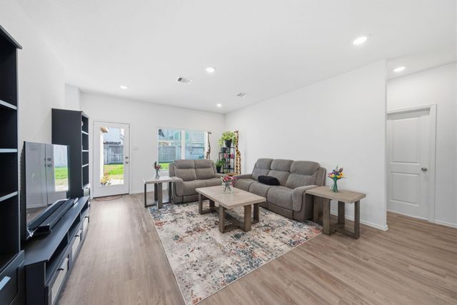 31535 Beacon Cove Trail, Fulshear, TX 77441