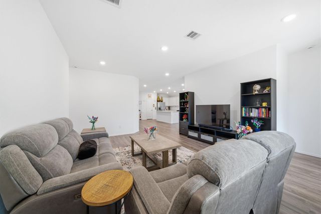 31535 Beacon Cove Trail, Fulshear, TX 77441