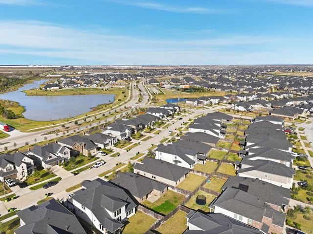 31535 Beacon Cove Trail, Fulshear, TX 77441