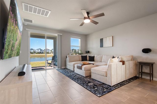 370 WHISTLING DUCK TRAIL, St Cloud, FL 34771