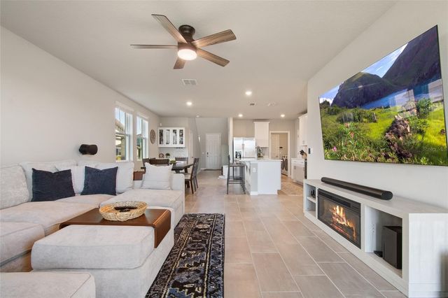 370 WHISTLING DUCK TRAIL, St Cloud, FL 34771