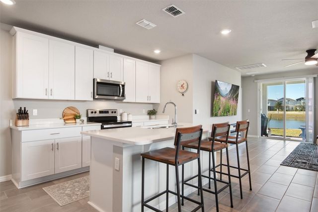 370 WHISTLING DUCK TRAIL, St Cloud, FL 34771