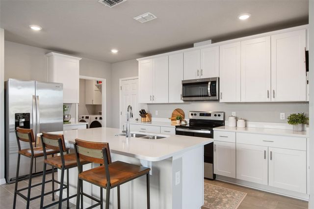 370 WHISTLING DUCK TRAIL, St Cloud, FL 34771