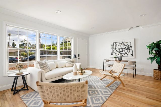 934 W 4th Ave, Escondido, CA 92025