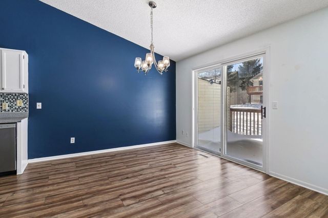 2053 Edgerton Street, Maplewood, MN 55117