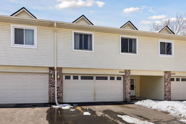 2053 Edgerton Street, Maplewood, MN 55117