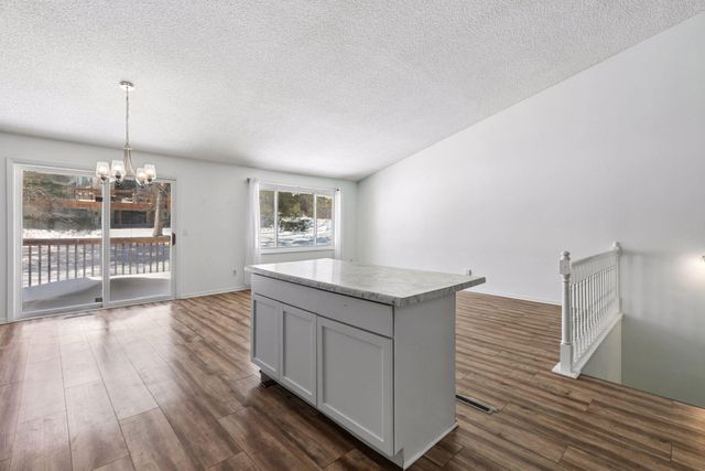 2053 Edgerton Street, Maplewood, MN 55117