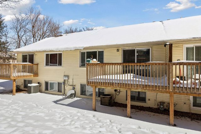 2053 Edgerton Street, Maplewood, MN 55117