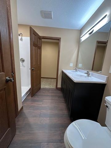 1560 Gray Fox Dr. NE, Owatonna, MN 55060