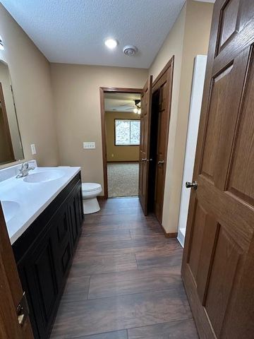 1560 Gray Fox Dr. NE, Owatonna, MN 55060