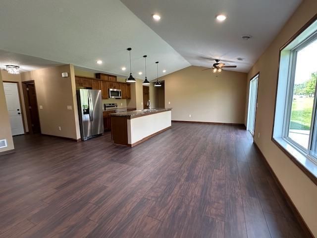 1560 Gray Fox Dr. NE, Owatonna, MN 55060