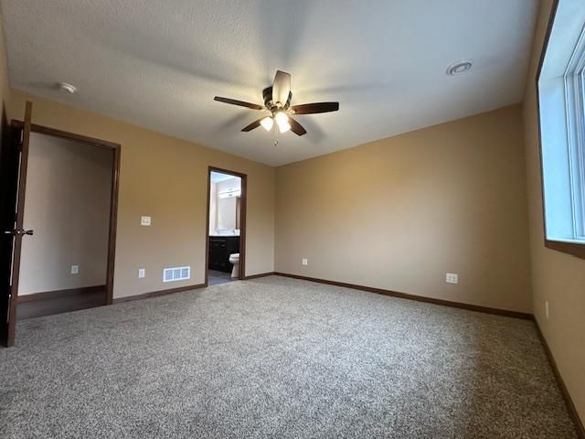 1560 Gray Fox Dr. NE, Owatonna, MN 55060