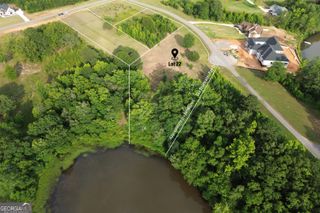 511 Bluewater Bay Drive, Macon, GA 31220