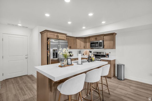 1402 N MEADOW LN, Spanish Fork, UT 84660