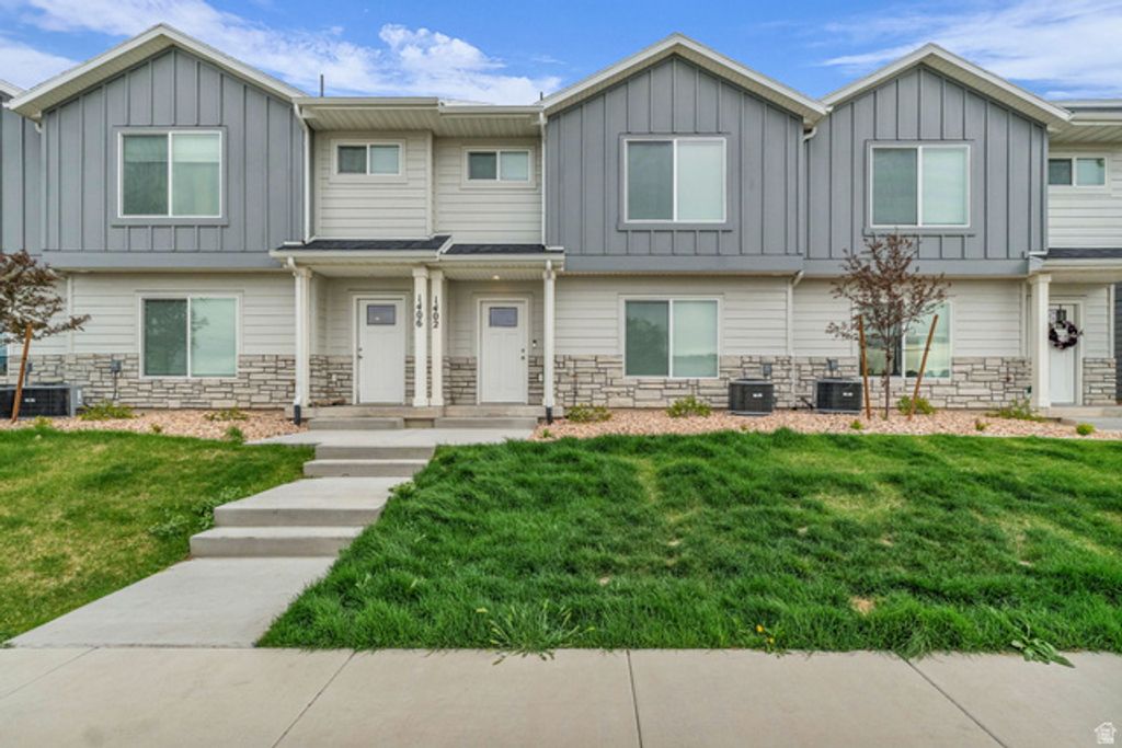 1402 N MEADOW LN, Spanish Fork, UT 84660