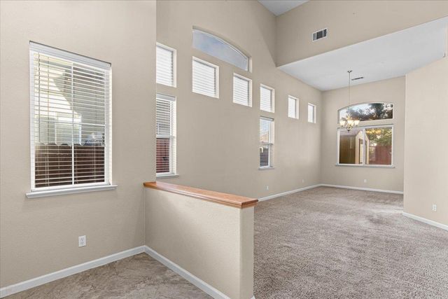 442 S Manley Rd, Ripon, CA 95366