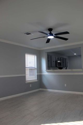 8127 Chancewood Lane, Humble, TX 77338