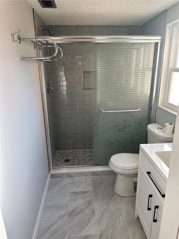 1153 RUE DES ROIS 1B, South Pasadena, FL 33707