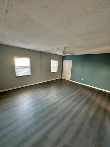 1153 RUE DES ROIS 1B, South Pasadena, FL 33707