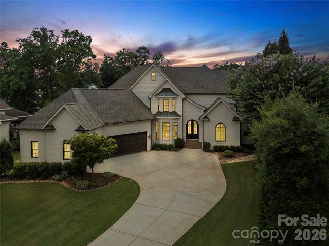 18407 Peninsula Cove Lane, Cornelius, NC 28031
