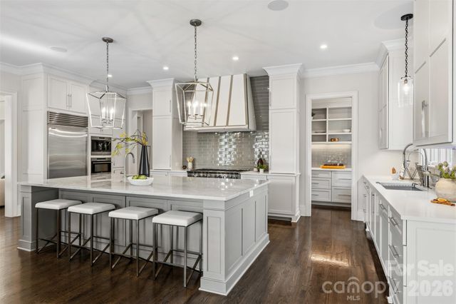 18407 Peninsula Cove Lane, Cornelius, NC 28031