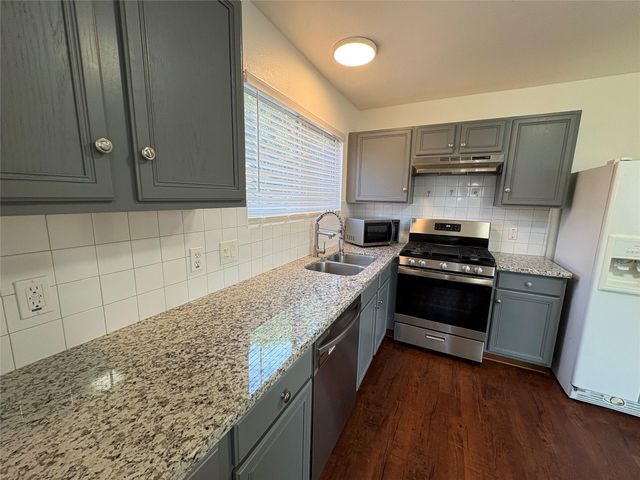 19830 Hidden Shadow Lane, Cypress, TX 77433