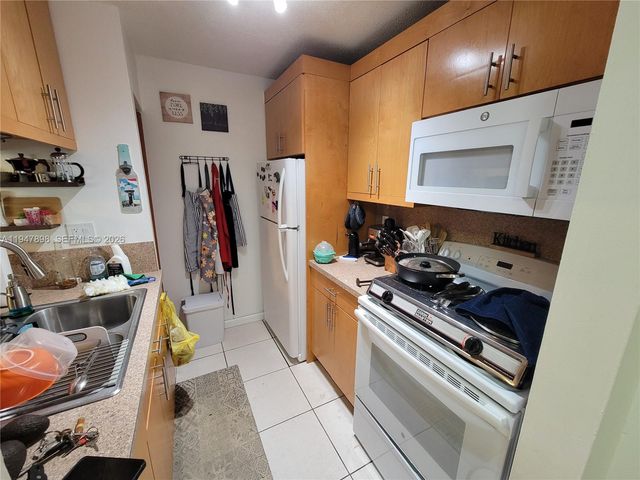 8000 SW 149th Ave A201, Miami, FL 33193