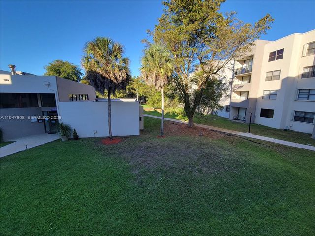 8000 SW 149th Ave A201, Miami, FL 33193