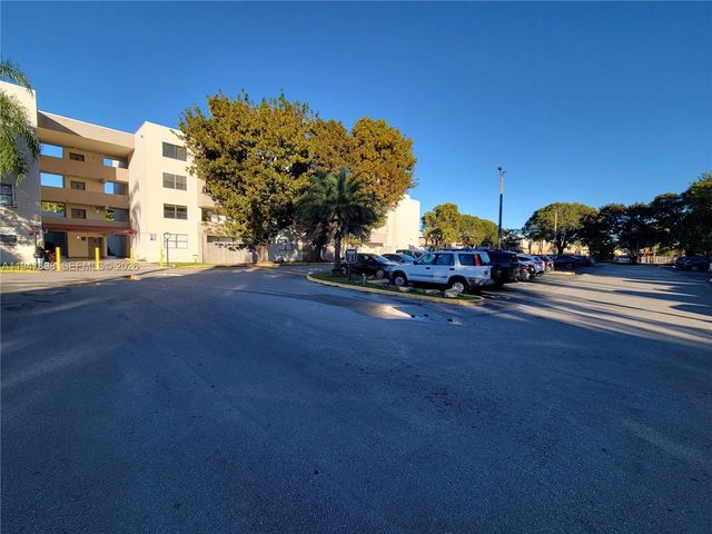 8000 SW 149th Ave A201, Miami, FL 33193