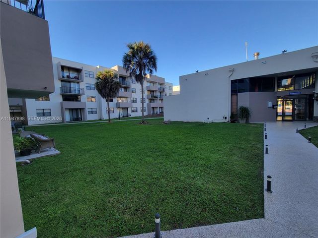 8000 SW 149th Ave A201, Miami, FL 33193