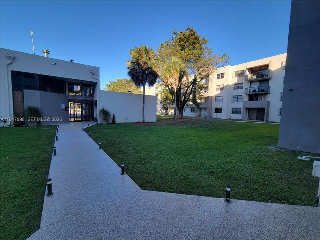 8000 SW 149th Ave A201, Miami, FL 33193