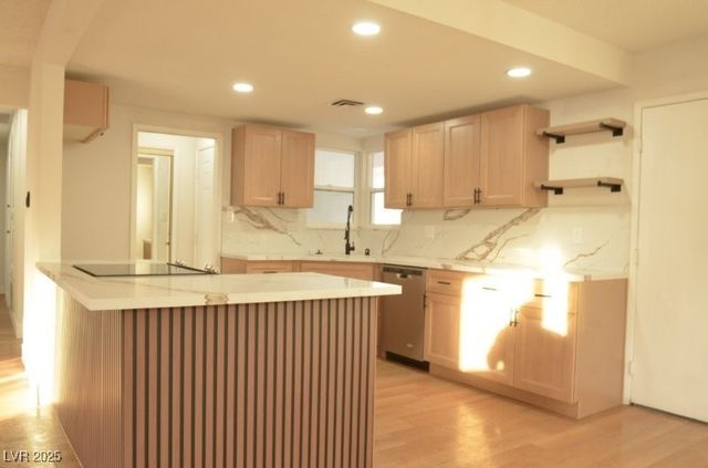 109 Hyacinth Lane, Las Vegas, NV 89107